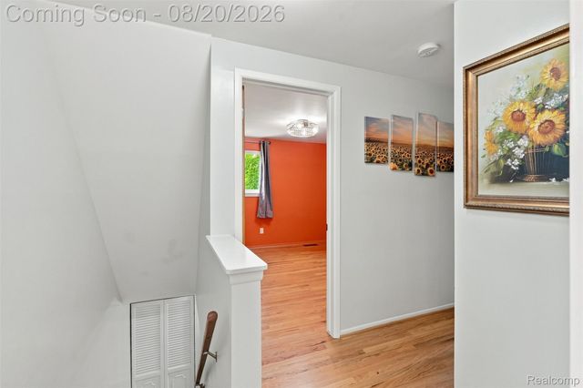 14440 Hubbard Street, Livonia, MI 48154