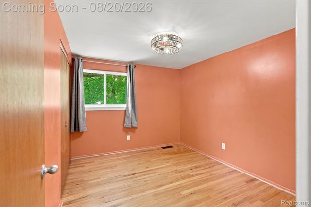 14440 Hubbard Street, Livonia, MI 48154