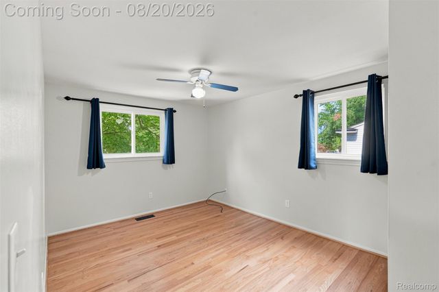14440 Hubbard Street, Livonia, MI 48154