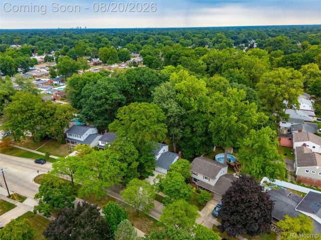 14440 Hubbard Street, Livonia, MI 48154