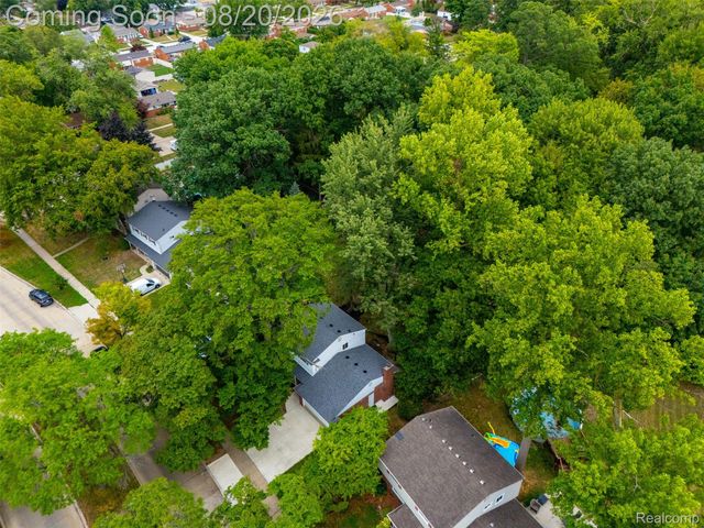 14440 Hubbard Street, Livonia, MI 48154