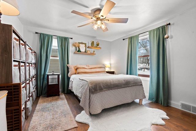 489 OAKLAWN AVENUE, Green Bay, WI 54304