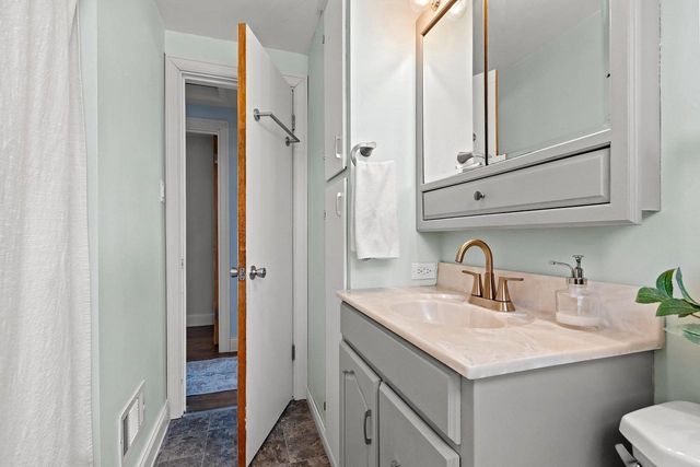 489 OAKLAWN AVENUE, Green Bay, WI 54304