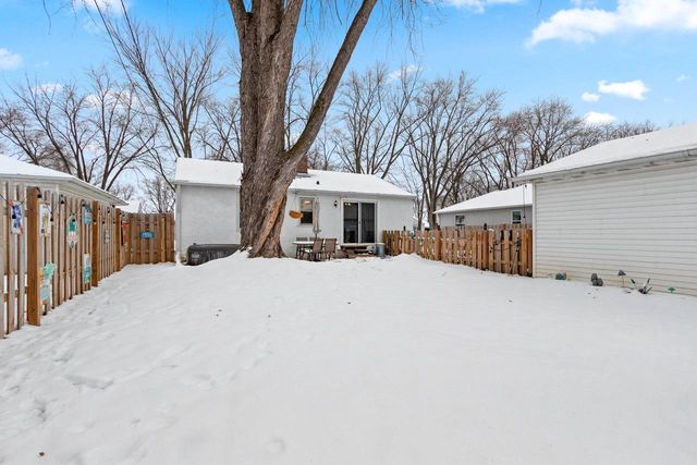 489 OAKLAWN AVENUE, Green Bay, WI 54304