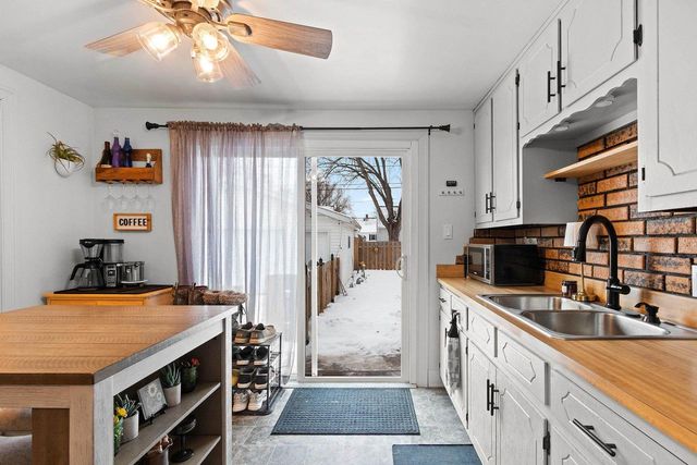 489 OAKLAWN AVENUE, Green Bay, WI 54304