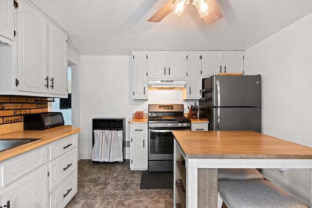 489 OAKLAWN AVENUE, Green Bay, WI 54304