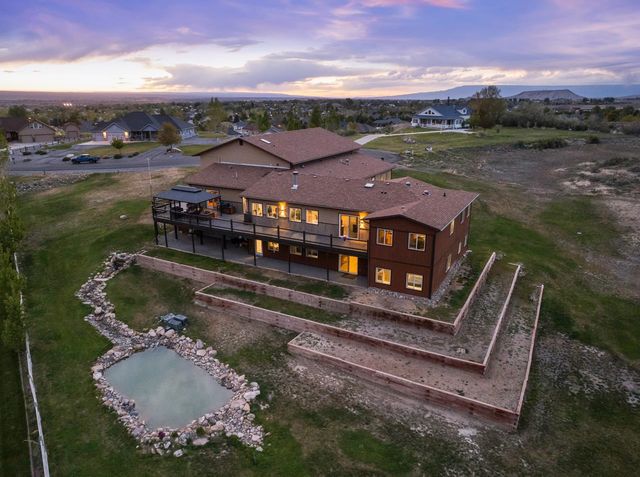 2209 Hatton Place, Montrose, CO 81401