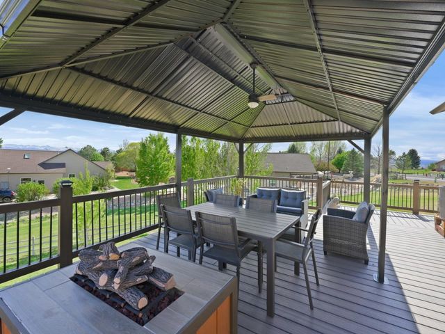 2209 Hatton Place, Montrose, CO 81401