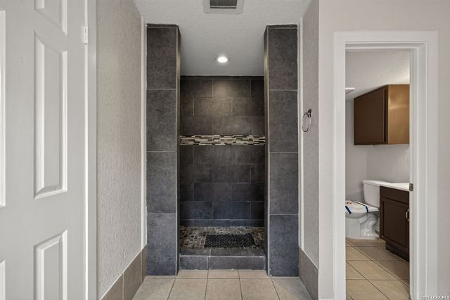 7106 Warrior Trl, San Antonio, TX 78244