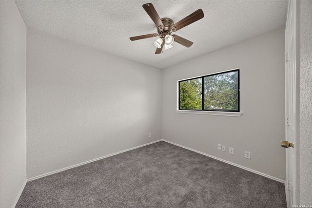 7106 Warrior Trl, San Antonio, TX 78244