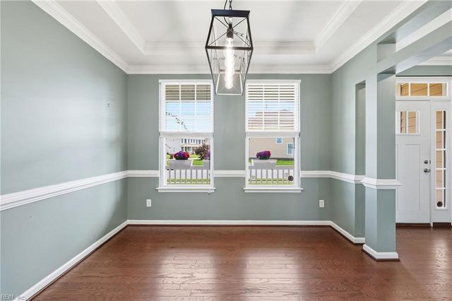 2101 Beeblossom LN, Chesapeake, VA 23323