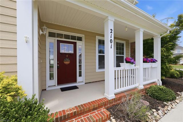 2101 Beeblossom LN, Chesapeake, VA 23323