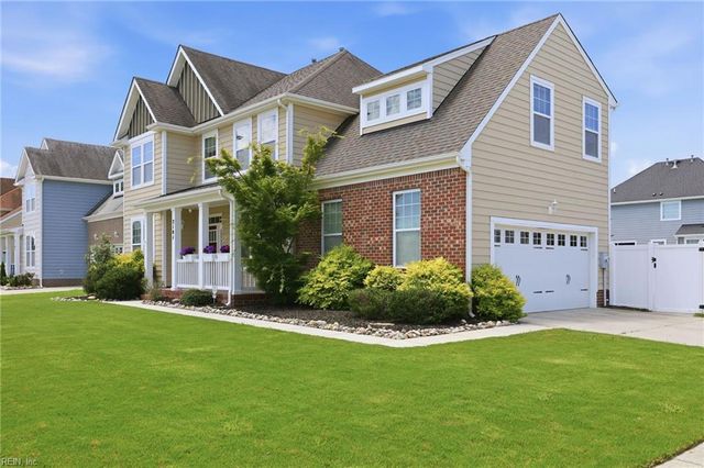 2101 Beeblossom LN, Chesapeake, VA 23323