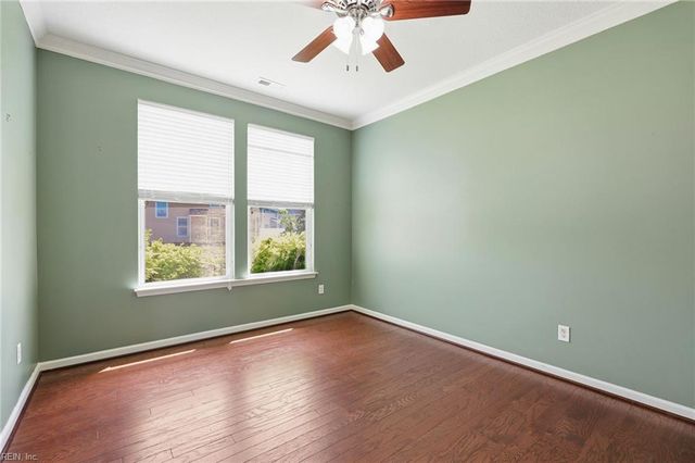 2101 Beeblossom LN, Chesapeake, VA 23323