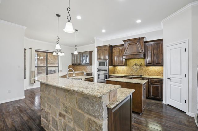 6320 Brayson Oaks CT, Belton, TX 76513