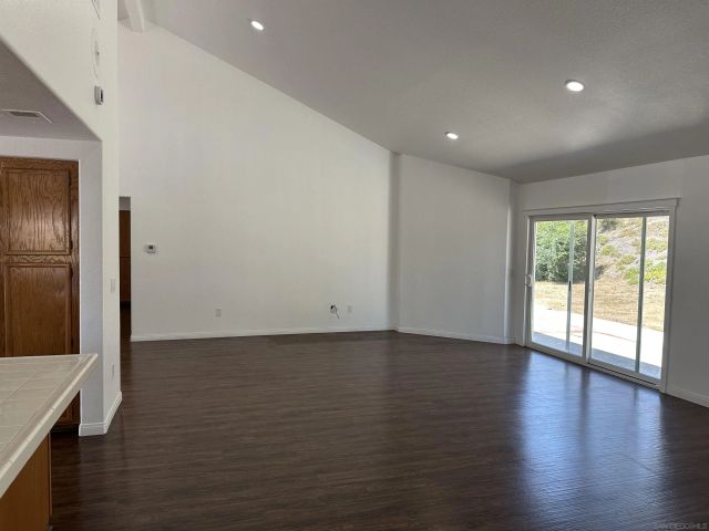 11732 Calle Trucksess, El Cajon, CA 92019