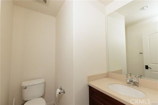 710 E Valencia, Anaheim, CA 92805