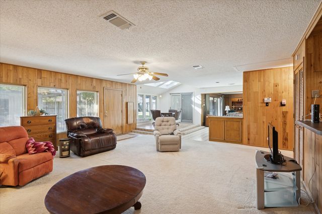 4265 Cadiz Drive, Fort Worth, TX 76133