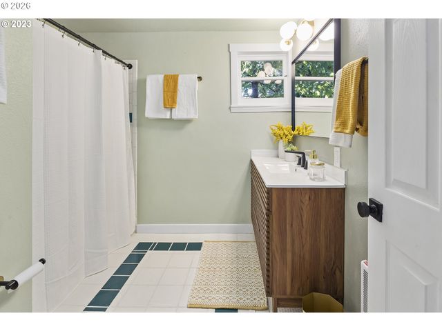 4100 Se 98TH Ave, Portland, OR 97266