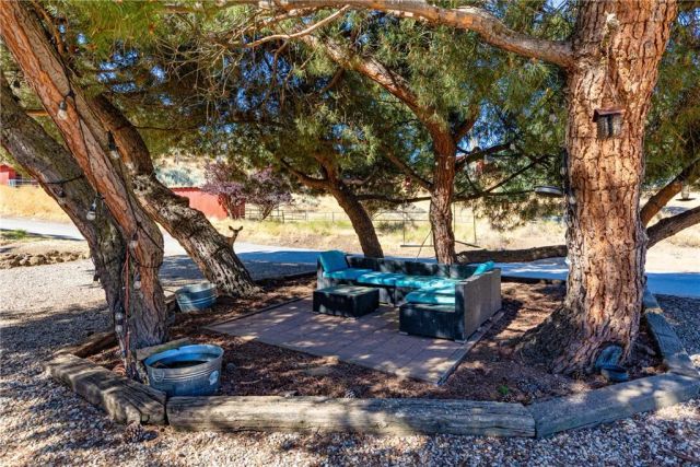 17500 High Gun Drive, Tehachapi, CA 93561