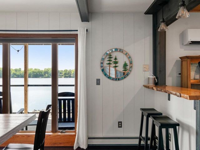 1468 Savage Point Road, North Hero, VT 05474