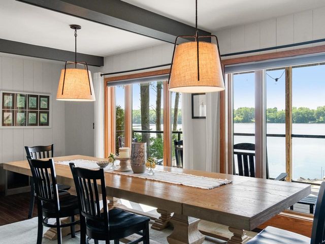 1468 Savage Point Road, North Hero, VT 05474