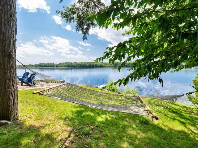 1468 Savage Point Road, North Hero, VT 05474