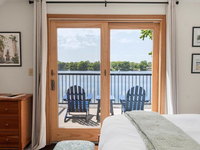 1468 Savage Point Road, North Hero, VT 05474