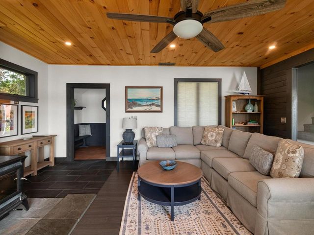 1468 Savage Point Road, North Hero, VT 05474