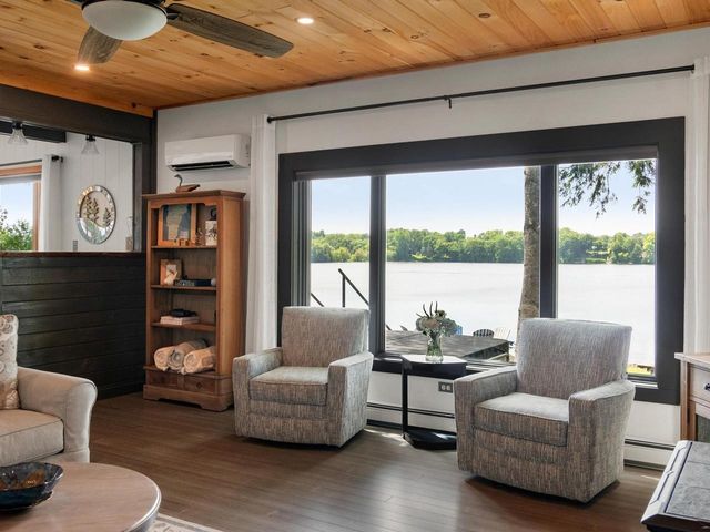 1468 Savage Point Road, North Hero, VT 05474