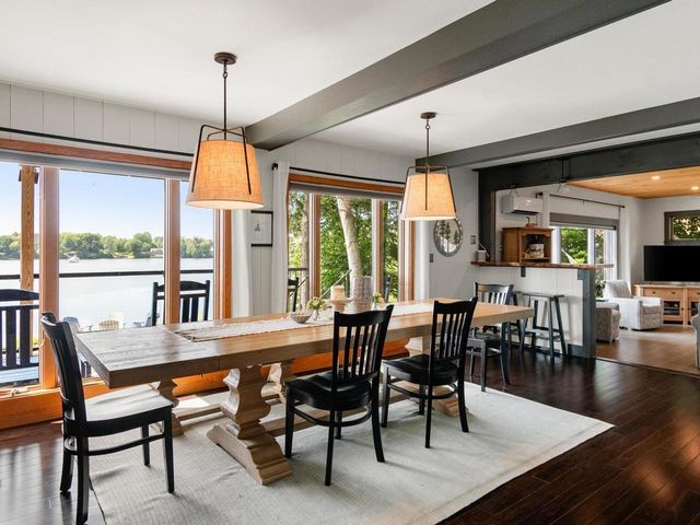 1468 Savage Point Road, North Hero, VT 05474