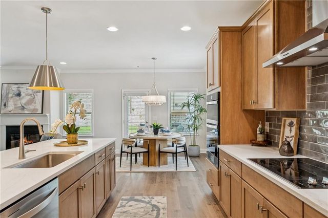 5556 Keswick Drive, Flowery Branch, GA 30542