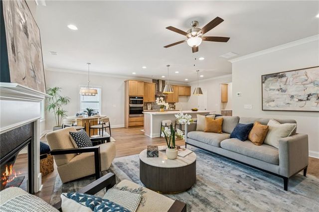 5556 Keswick Drive, Flowery Branch, GA 30542