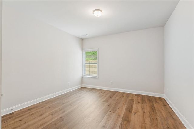 5556 Keswick Drive, Flowery Branch, GA 30542