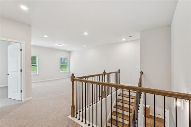 5556 Keswick Drive, Flowery Branch, GA 30542