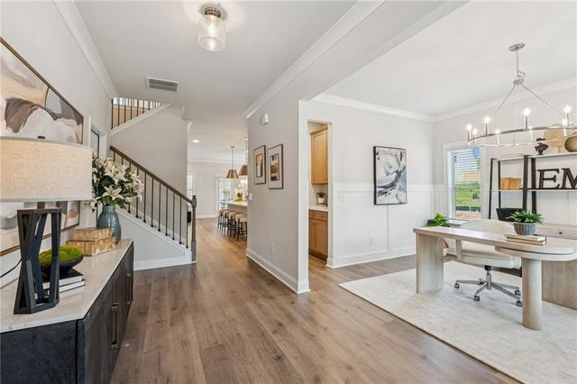 5556 Keswick Drive, Flowery Branch, GA 30542