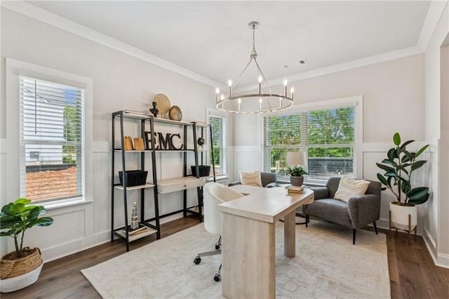 5556 Keswick Drive, Flowery Branch, GA 30542