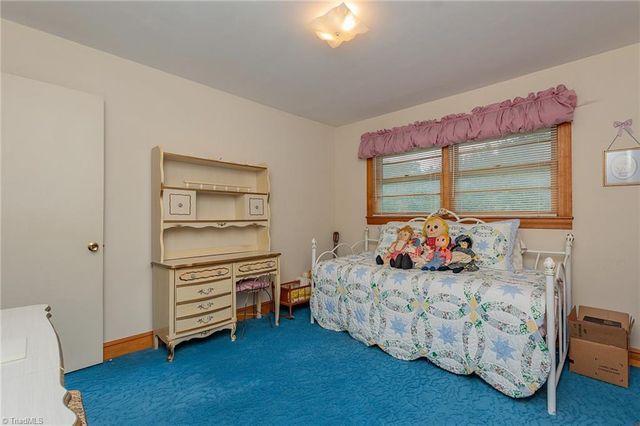 240 Midpines Drive, Winston-salem, NC 27127