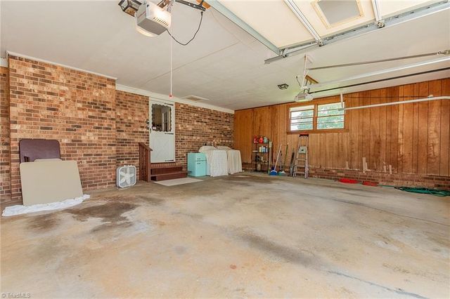 240 Midpines Drive, Winston-salem, NC 27127