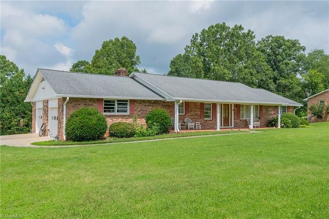 240 Midpines Drive, Winston-salem, NC 27127