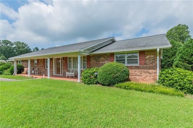 240 Midpines Drive, Winston-salem, NC 27127