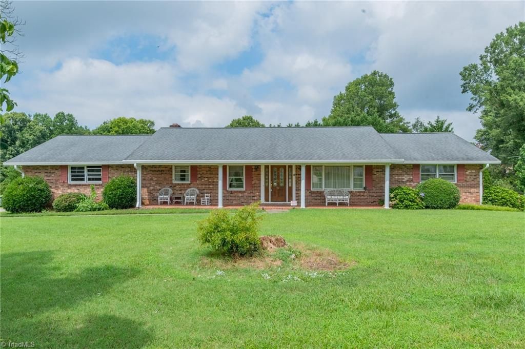 240 Midpines Drive, Winston-salem, NC 27127