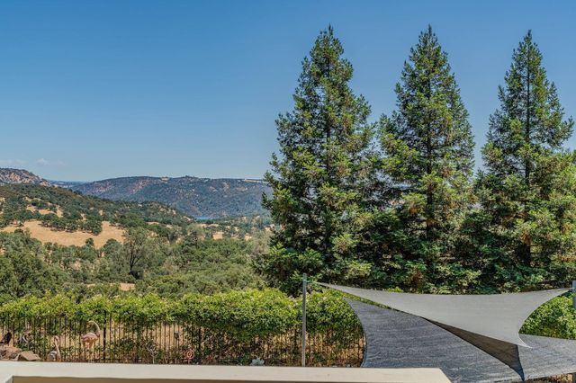 6030 Stony Creek Rd, Jackson, CA 95642