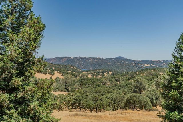 6030 Stony Creek Rd, Jackson, CA 95642