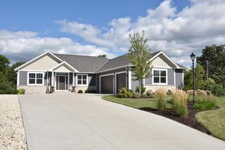 W184N8808 Duke STREET, Menomonee Falls, WI 53051