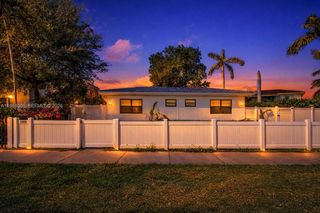 715 NE 92nd St, Miami Shores, FL 33138