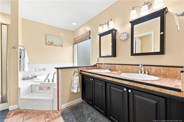 23 Aspen Lane, Lillington, NC 27546