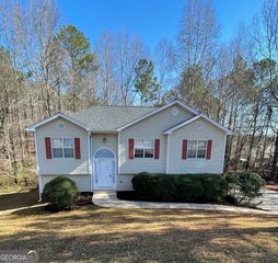 30 Spring Valley Cove, Covington, GA 30016