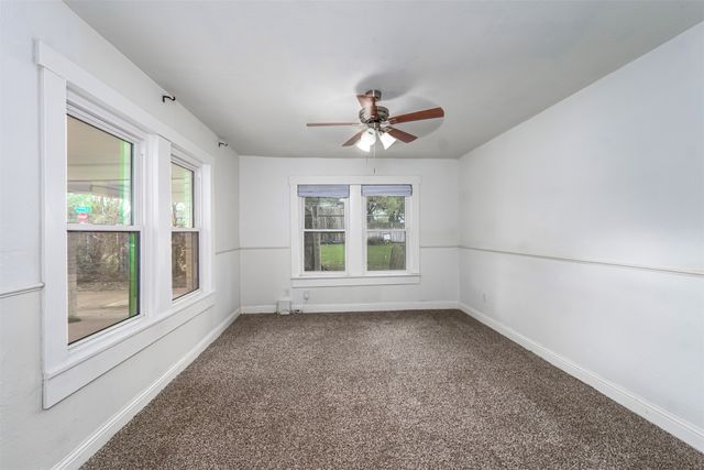 3240 Lipscomb Street, Fort Worth, TX 76110