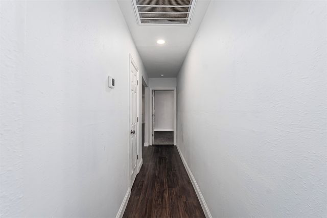 3240 Lipscomb Street, Fort Worth, TX 76110